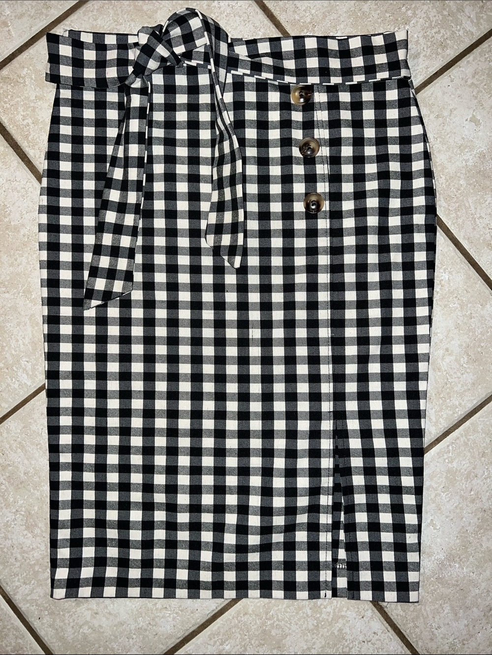 Black & White Gingham Tie-Waist Pencil Skirt